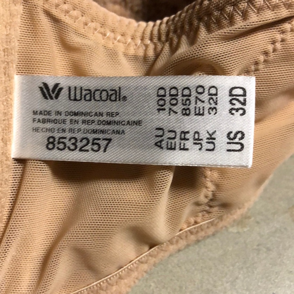 Wacoal Racerback Bra - Picture 4 of 4